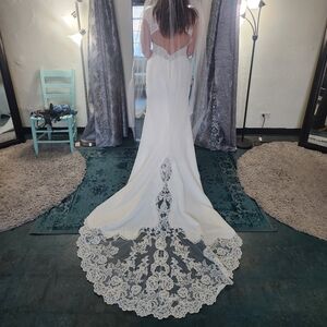 Elegant White Wedding Dress with Lace Train
